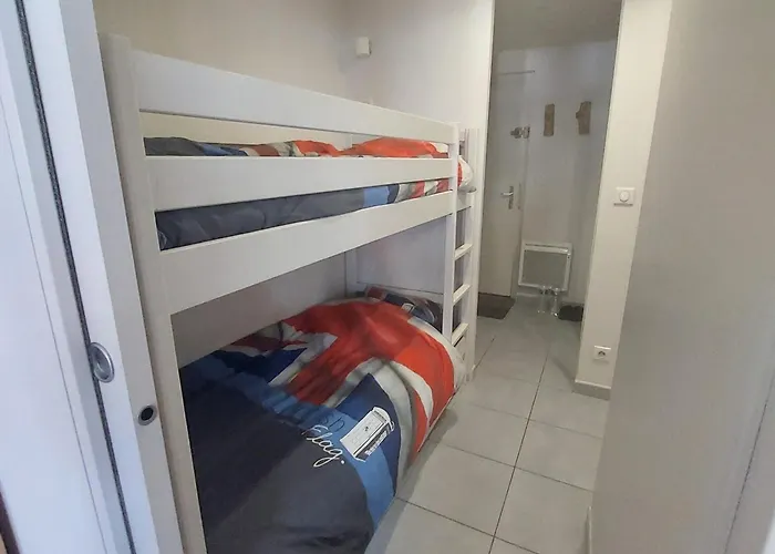 2 Pieces Au Pied Des Pistes Avec Balcon Et Casier A - Fr-1-516-211 Апартаменты